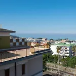Blue Wave Apartment