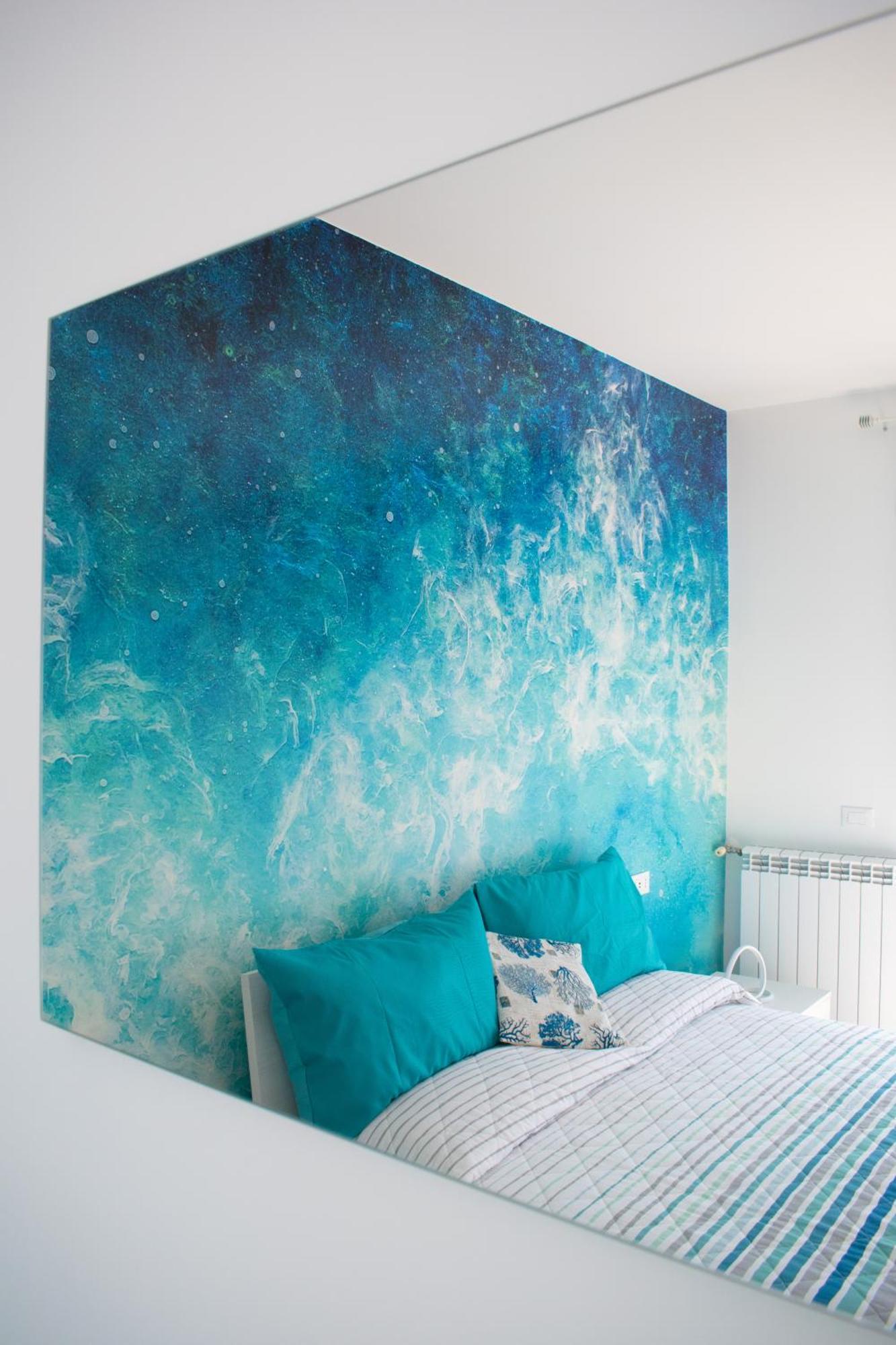 Blue Wave Sorrento