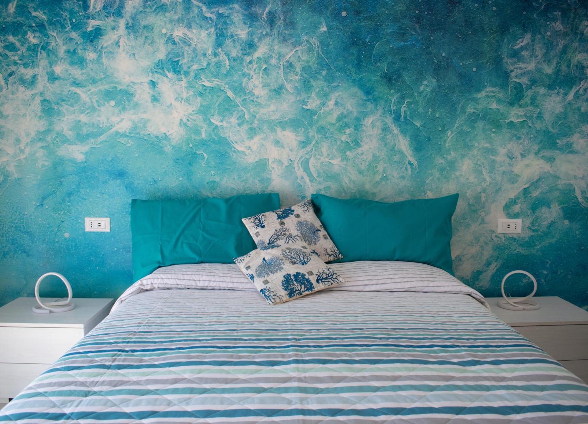 Apartment Blue Wave *